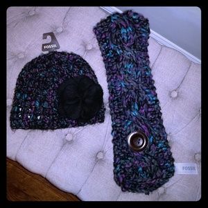Fossil hat and scarf